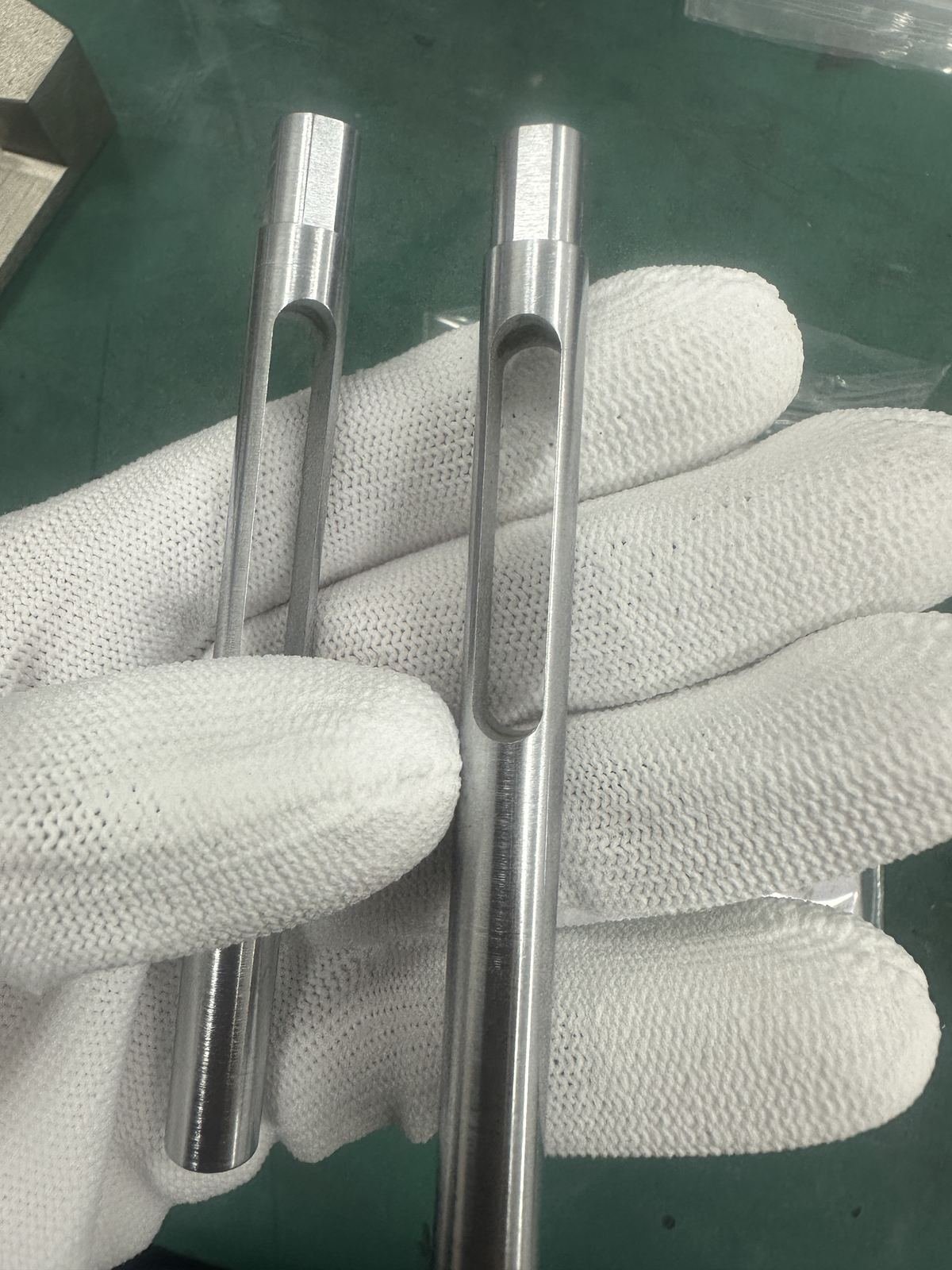 Precision slotted pins